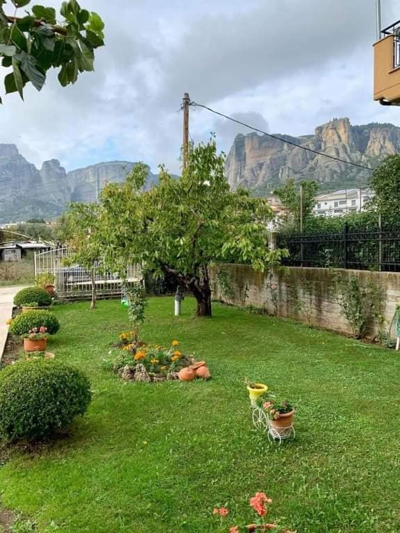 Meteora View Garden Apartment Kalampáka Ngoại thất bức ảnh